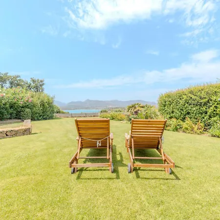 Capo Coda Cavallo Con Piscina Appartamento