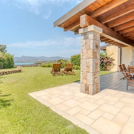 Appartamento Capo Coda Cavallo Con Piscina *