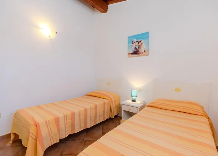 Capo Coda Cavallo Con Piscina * San Teodoro (Sardinia)