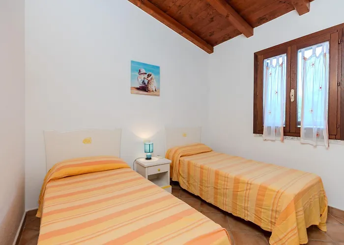 公寓 Capo Coda Cavallo Con Piscina *